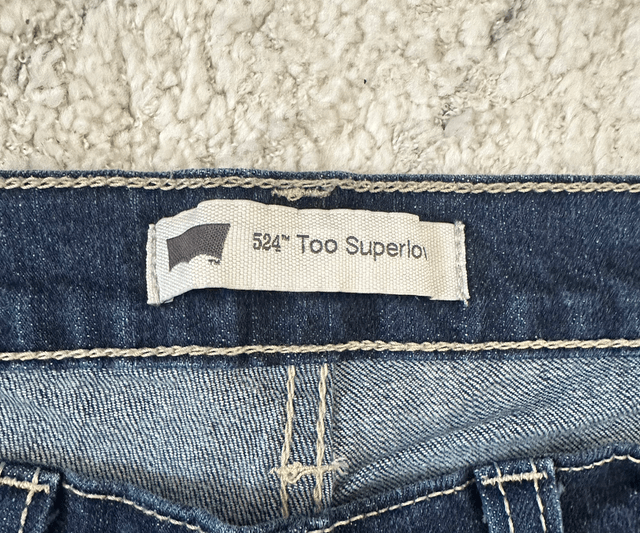 Jeans Levi’s 524 Too Superlow